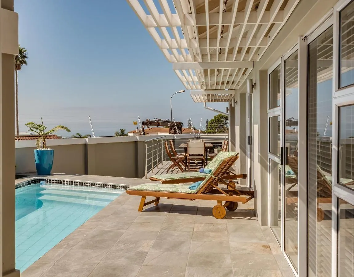 Exclusive Poolside Villa, Humewood Port Elizabeth